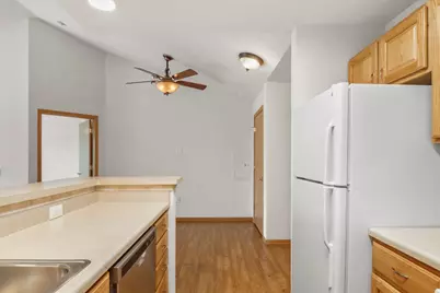 6831 Parkside Circle, Windsor, WI 53532 - Photo 8