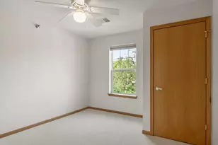 6831 Parkside Cir, Windsor, WI 53532 - Photo 16