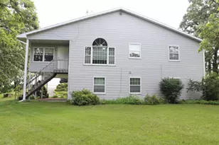 10538 W Erbe Rd, Blue Mounds, WI 53517 - Photo 2