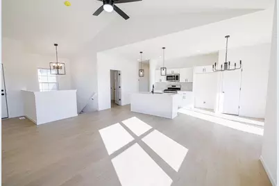 1702 Kyle Circle, Beloit, WI 53511 - Photo 6