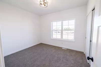 1702 Kyle Circle, Beloit, WI 53511 - Photo 14