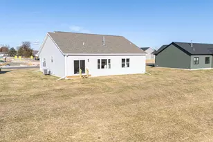 1708 Kyle Circle, Beloit, WI 53511 - Photo 20