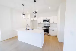 1726 Kyle Circle, Beloit, WI 53511 - Photo 6