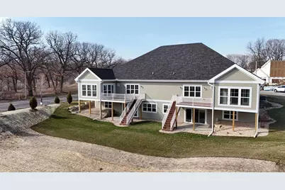 Unit 1 Deer Hollow Court, DeForest, WI 53532 - Photo 2
