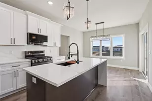 264 Falcon Ct, Sauk City, WI 53583 - Photo 10