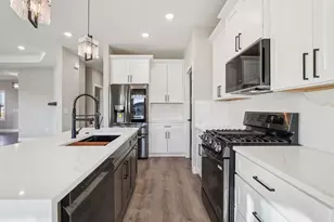 264 Falcon Ct, Sauk City, WI 53583 - Photo 12