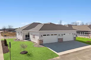 2860 Wild Goose Wy, Stoughton, WI 53589 - Photo 6