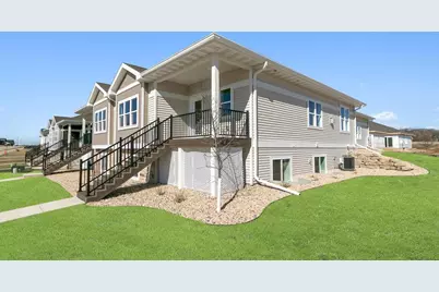 2862 Wild Goose Way, Stoughton, WI 53589 - Photo 4