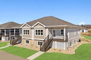 2862 Wild Goose Wy, Stoughton, WI 53589 - Photo 4