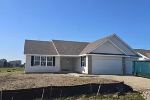 1054 E Birchwood Dr, Beloit, WI 53511 - Photo 2