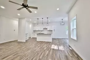 1118 Grand Pines Cir, Wisconsin Dells, WI 53965 - Photo 6