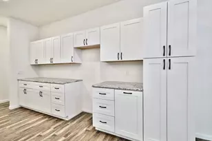 1118 Grand Pines Cir, Wisconsin Dells, WI 53965 - Photo 16