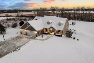 631 Cedar Ave, Cedar Grove, WI 53013 - Photo 2