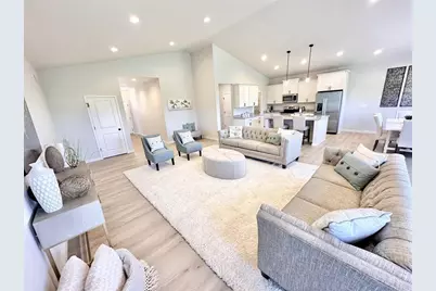 317 Dahlia Drive #31, Stoughton, WI 53589 - Photo 8