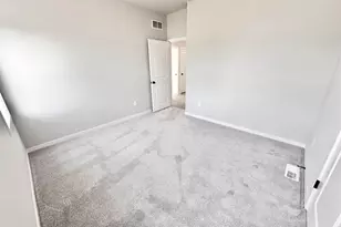 317 Dahlia Dr, Stoughton, WI 53589 - Photo 18