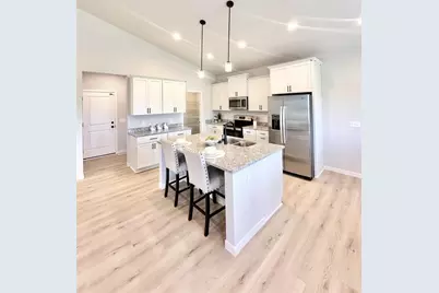 317 Dahlia Drive #31, Stoughton, WI 53589 - Photo 10