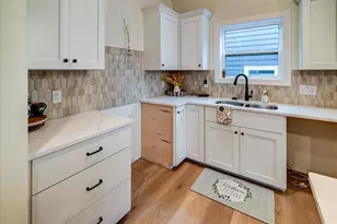 4155 Fox Frst Wy, DeForest, WI 53532 - Photo 8