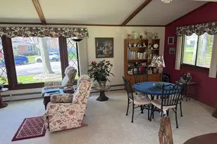 411 Midland Ln, Monona, WI 53716 - Photo 4