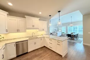 Unit 2 Deer Hollow Ct, DeForest, WI 53532 - Photo 8