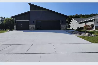 3800 Huntington Avenue, Janesville, WI 53546 - Photo 1