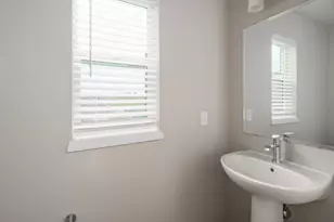 203 Breunig Blvd, Waunakee, WI 53597 - Photo 8