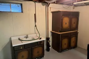 481 Badger Dr, Janesville, WI 53536 - Photo 36