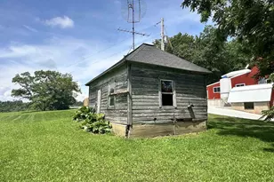 S1664 Farra Rd, La Valle, WI 53941 - Photo 38