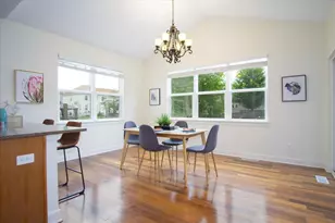 279 N Mallard Dr, Sun Prairie, WI 53590 - Photo 8