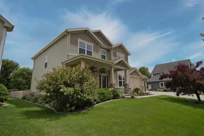 279 N Mallard Drive, Sun Prairie, WI 53590 - Photo 2