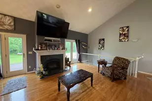 W6430 Patterson Rd, Monroe, WI 53566 - Photo 12