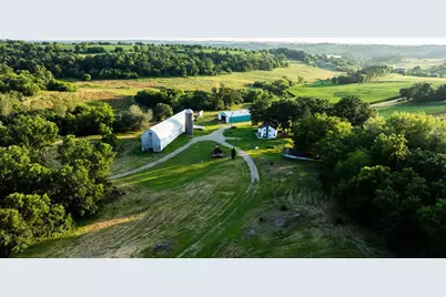 8991 McKenzie Lane, Hollandale, WI 53516 - Photo 6