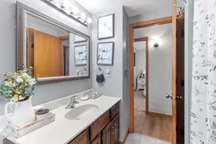 620 Acker Pkwy, DeForest, WI 53532 - Photo 12