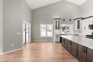 925 Hay Creek Trail, Reedsburg, WI 53959 - Photo 14