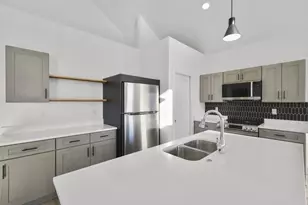 106 Lupine Ave, Poynette, WI 53955 - Photo 4