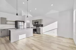 106 Lupine Ave, Poynette, WI 53955 - Photo 12