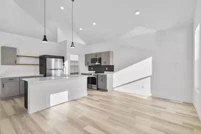 106 Lupine Avenue, Poynette, WI 53955 - Photo 10