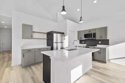 106 Lupine Avenue, Poynette, WI 53955 - Photo 2