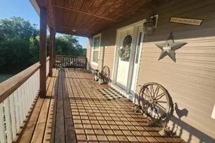 16874 Pond View Ln, Mineral Point, WI 53565 - Photo 10