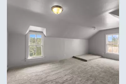 1121 Millersville Avenue, Howards Grove, WI 53083 - Photo 12