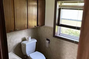 202 Erickson St, Elroy, WI 53929 - Photo 6