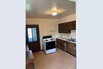 202 Erickson Street, Elroy, WI 53929 - Photo 8