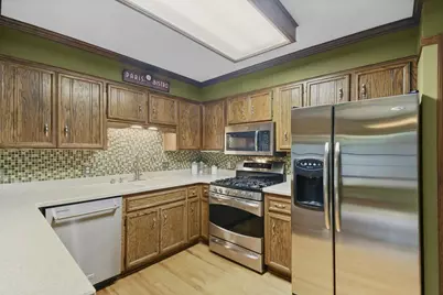 3085 Bruin Road, Sun Prairie, WI 53590 - Photo 8