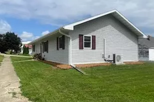 119 W Hall St, Kendall, WI 54638 - Photo 6