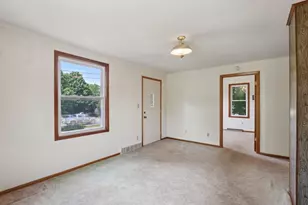 616 N Main St, Cottage Grove, WI 53527 - Photo 6