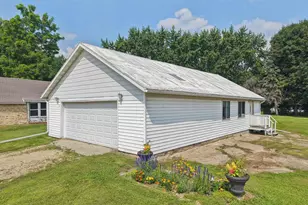 616 N Main St, Cottage Grove, WI 53527 - Photo 40