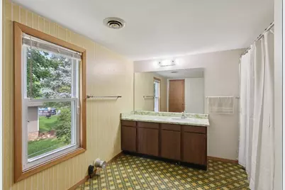 616 N Main Street, Cottage Grove, WI 53527 - Photo 38