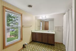 616 N Main St, Cottage Grove, WI 53527 - Photo 38