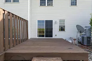 2367 Effingham Way, Sun Prairie, WI 53590 - Photo 16