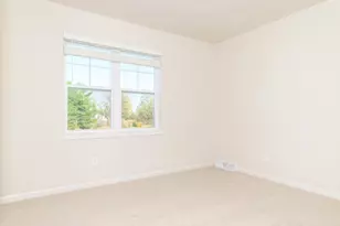 6419 Prairie Wood Dr, Mcfarland, WI 53558 - Photo 12