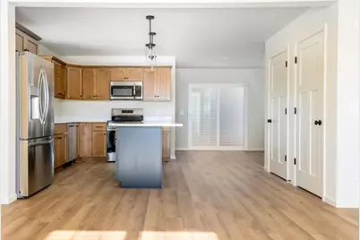 7706 Stones Throw Drive, Madison, WI 53719 - Photo 4